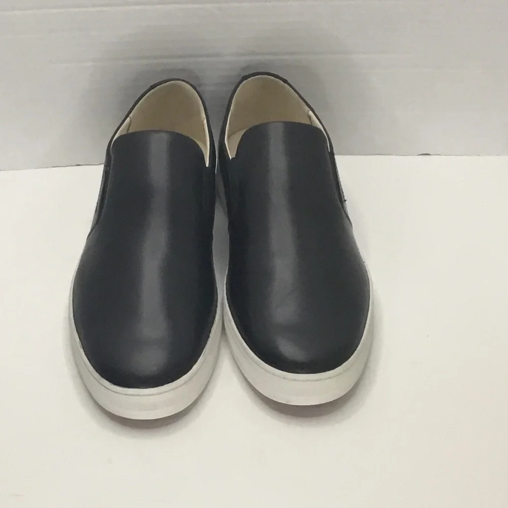 Sorel Men's Caribou Mod Slip-On shoes. Waterproof size 10.5